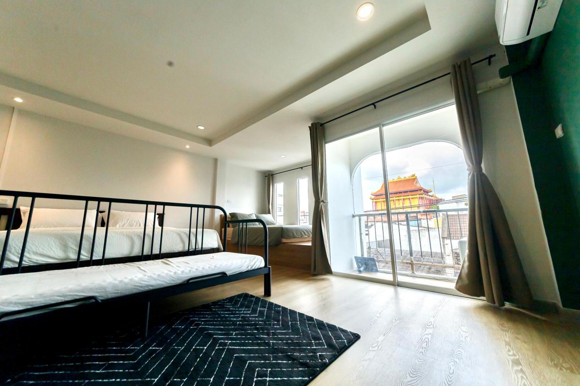 De Blue Door, Hatyai 合艾 外观 照片